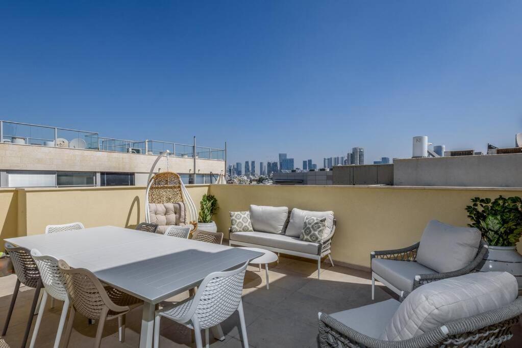 Apartment #breathtaking 4br/3ba Duplex Seafront