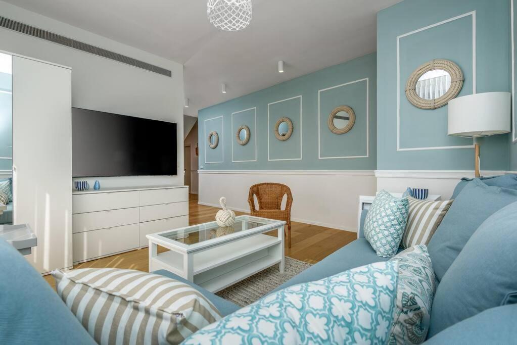 #breathtaking 4br/3ba Duplex Seafront Apartment Tel Aviv